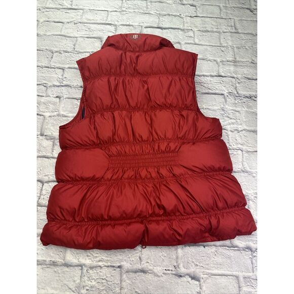 Tommy Hilfiger Red Puffer Vest - Picture 8 of 9